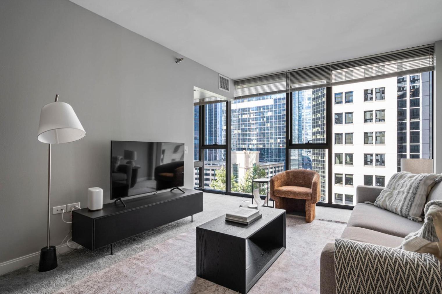 Loop 1br W Gym Pool Lounge 1 Block From L Chi-695 Apartment Chicago