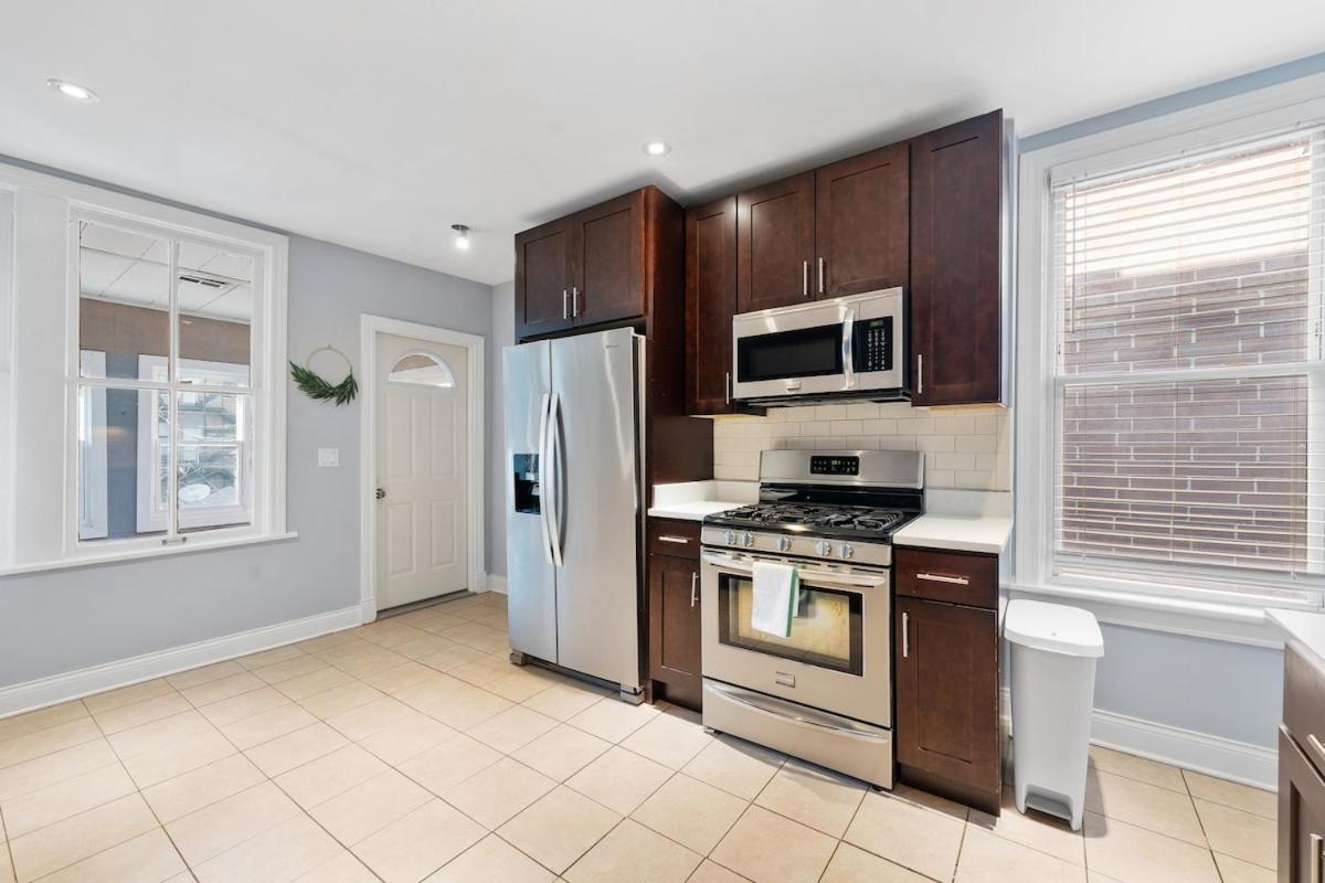 Stylish 2br Urban Retreat In River West Apartment Chicago
