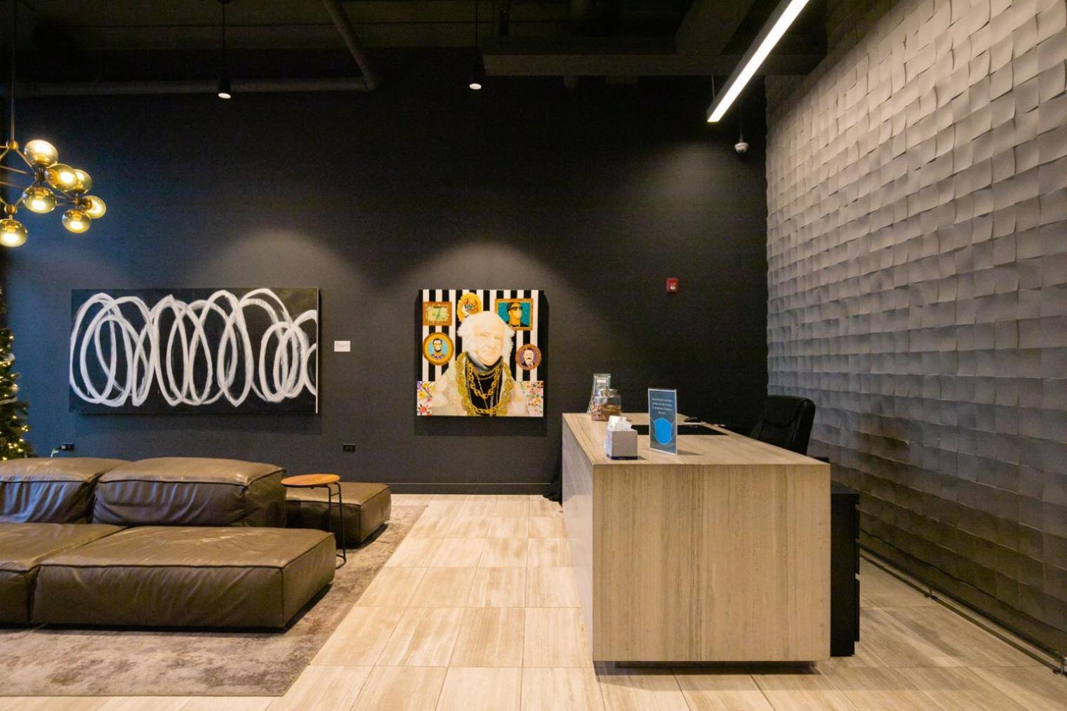 West Loop 2br W Theater Gym Nr Restaurant Row Chi-950 Chicago