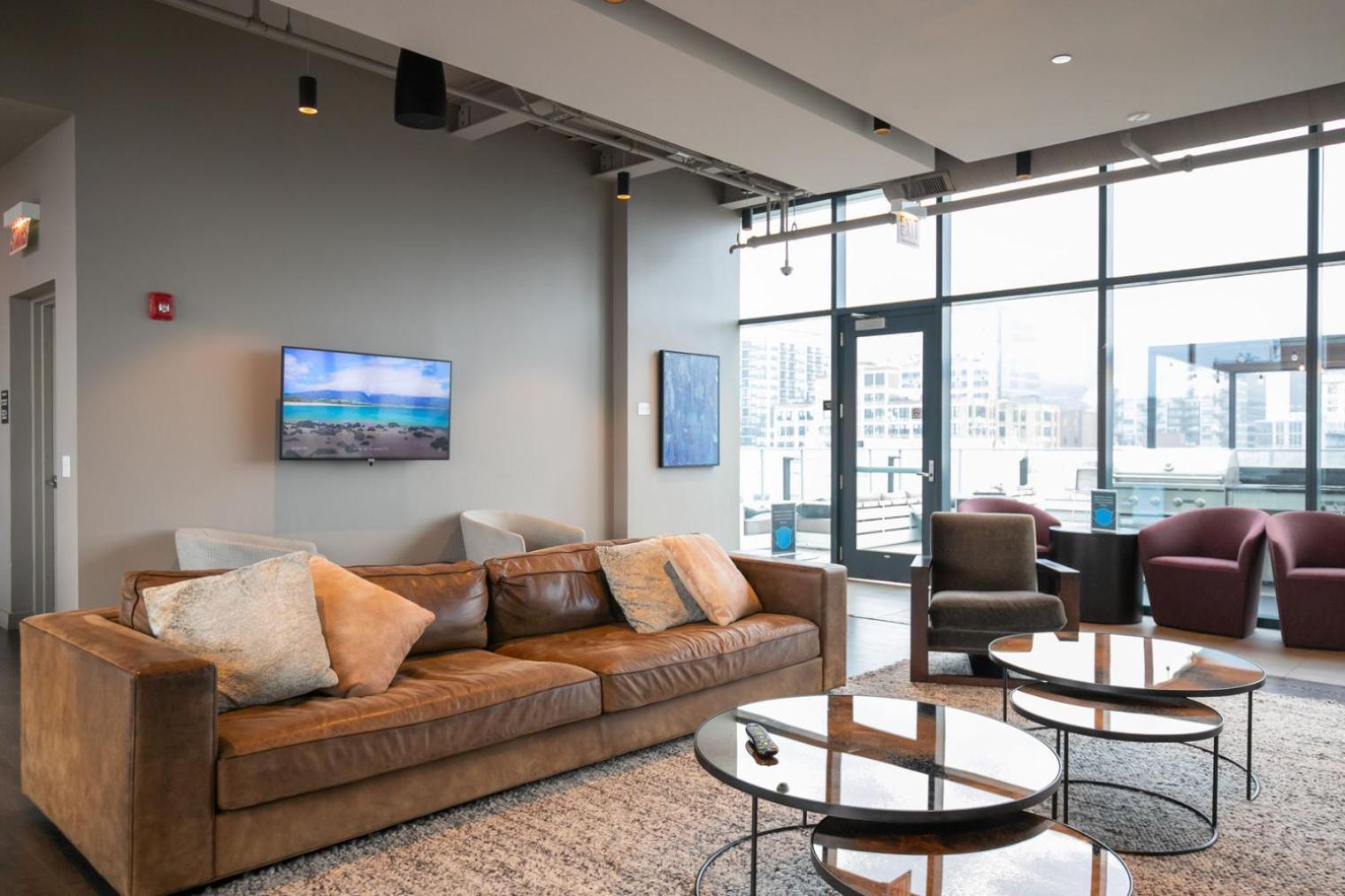 Apartment West Loop 2br W Theater Gym Nr Restaurant Row Chi-950 *