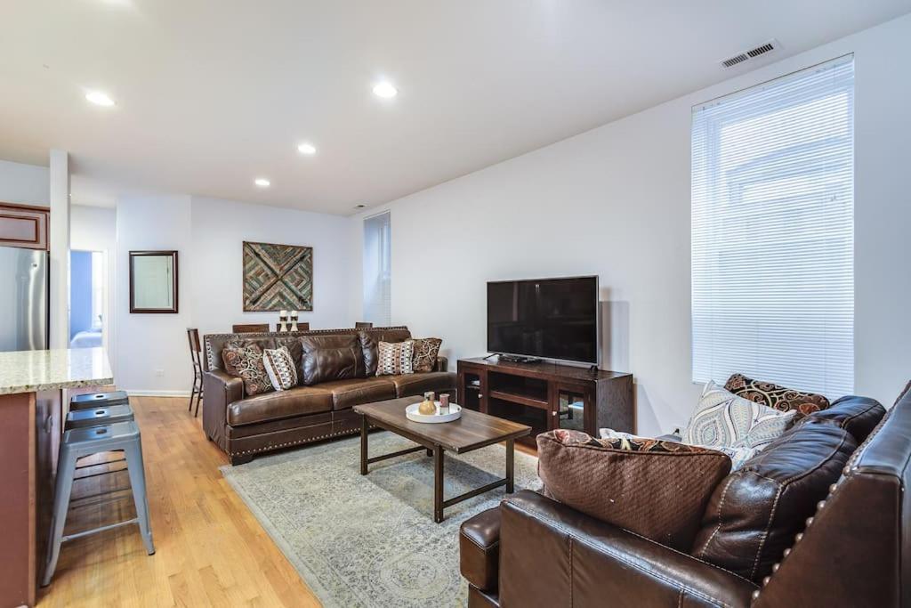Lincoln Park Living - 1 * Chicago