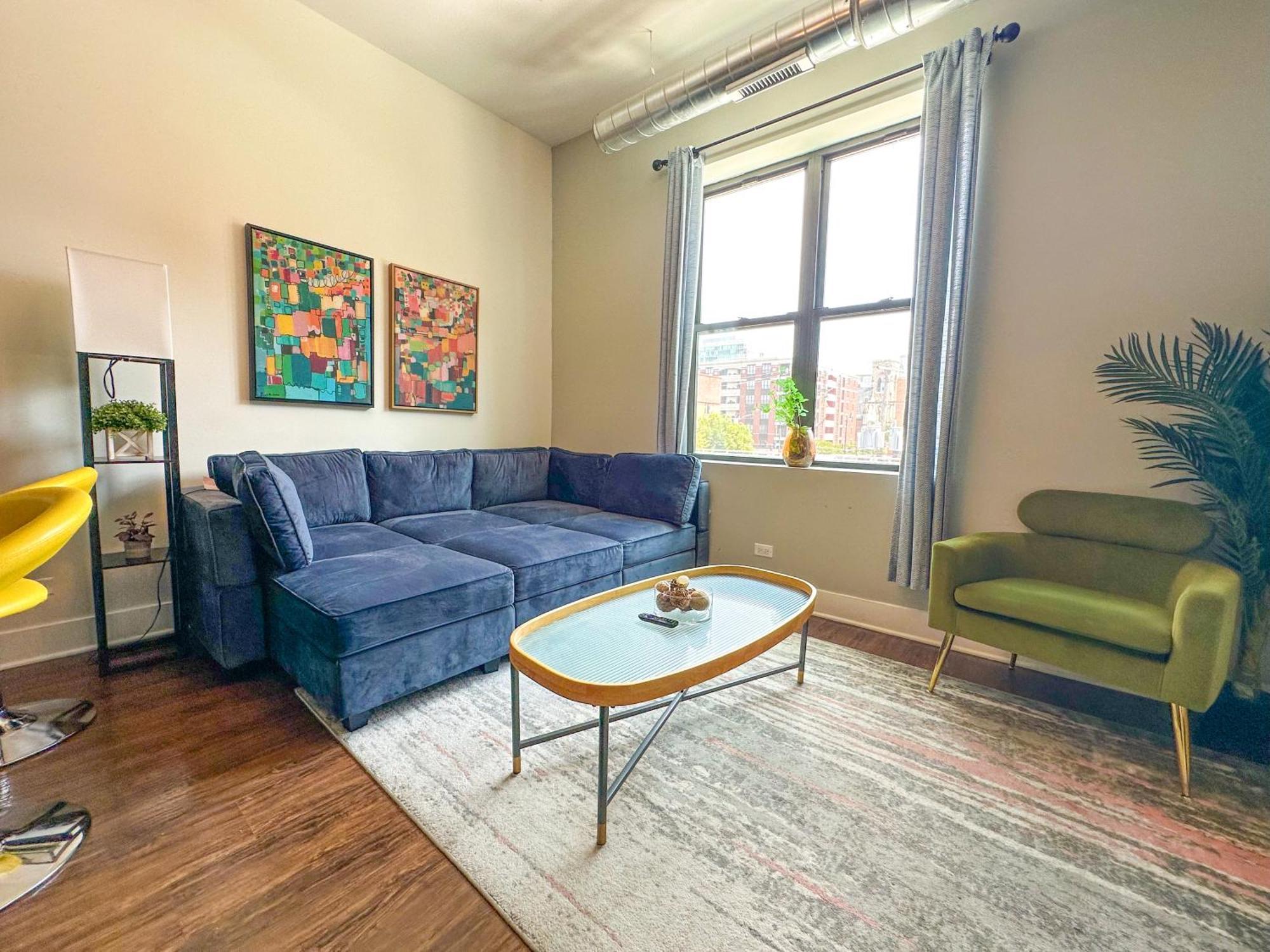 Apartment Stylish 3br Getaway With Optional Parking Near Mccormick Place, Grant Park & Soldier Field