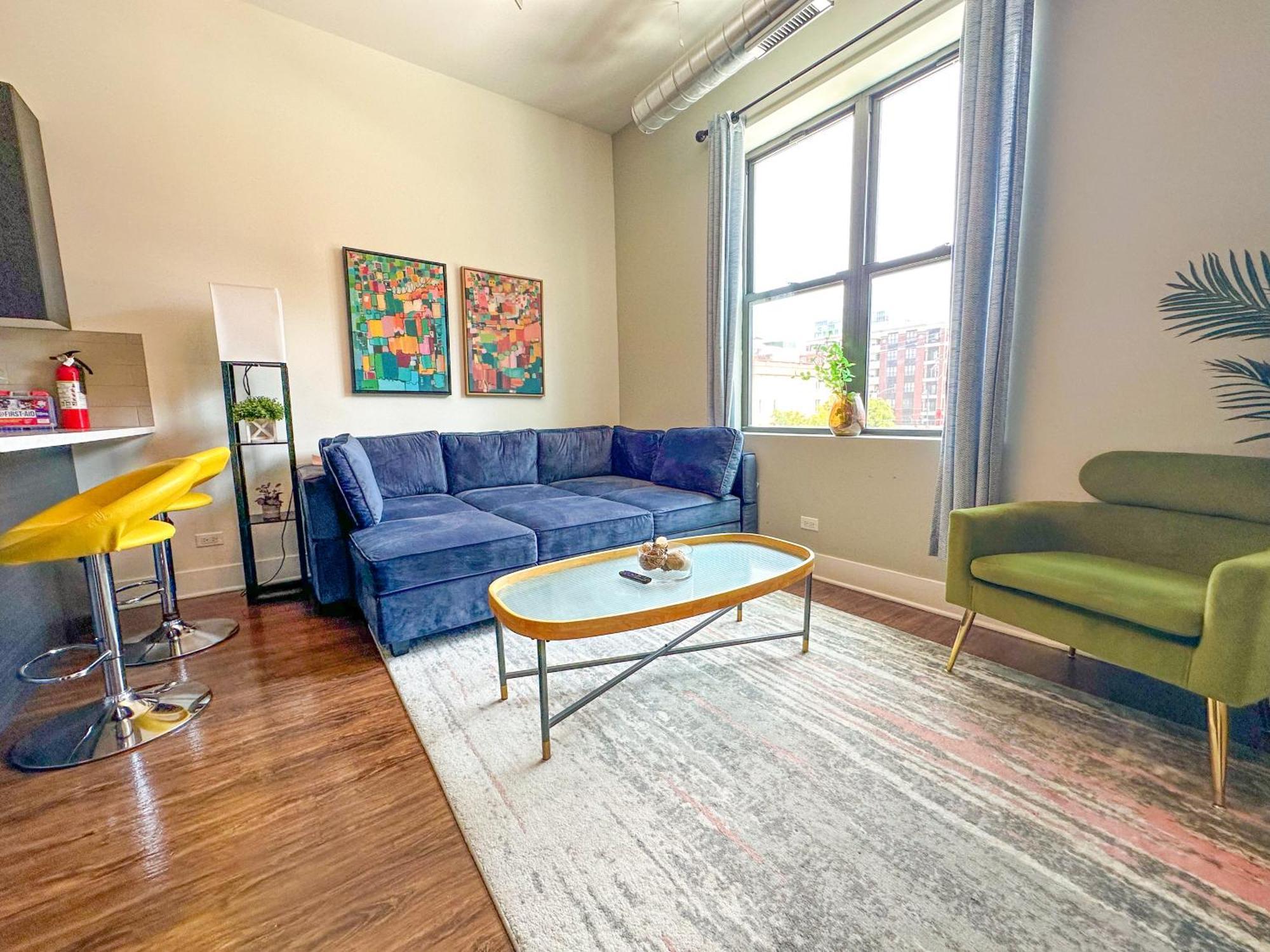 Apartment Stylish 3br Getaway With Optional Parking Near Mccormick Place, Grant Park & Soldier Field Chicago