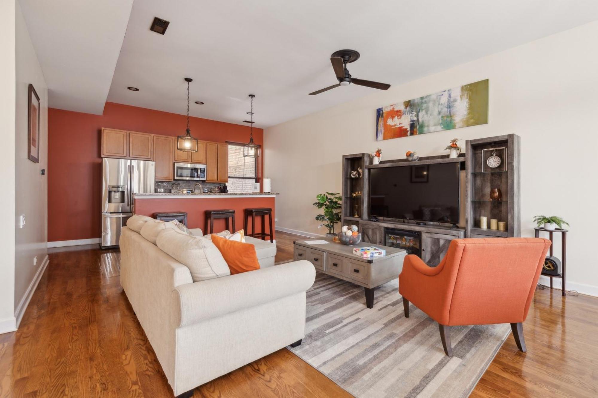 Apartment Near Downtown & Uchicago Chicago