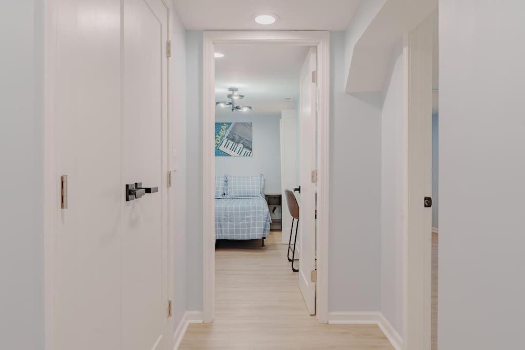 Apartment Prime Location In Lakeview Near Wrigleyville *