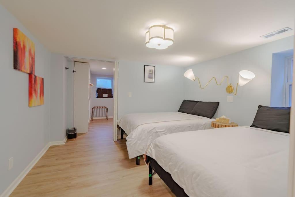 Prime Location In Lakeview Near Wrigleyville