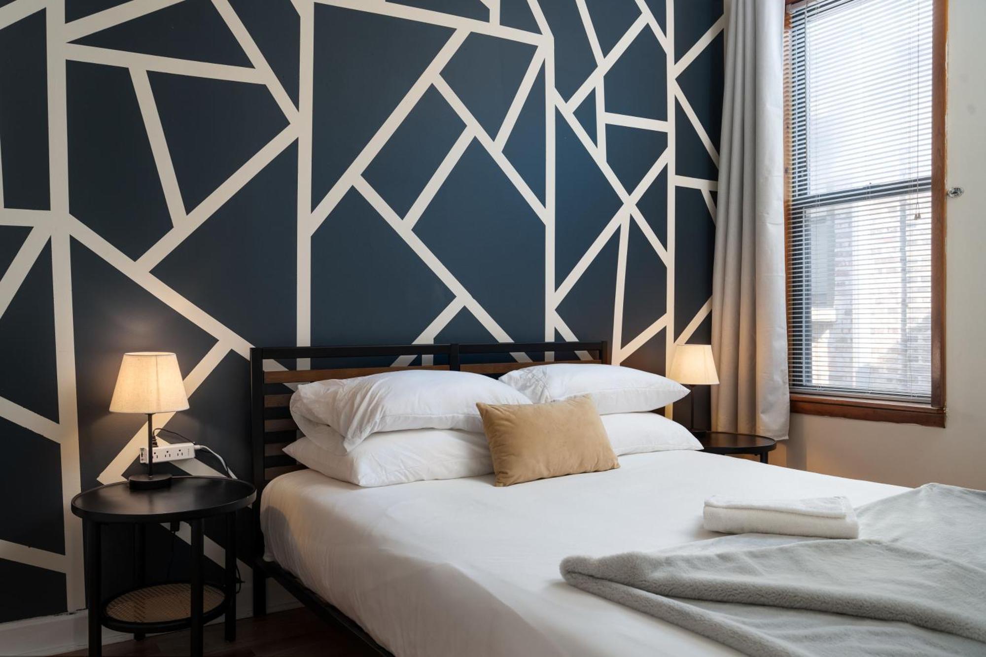 Flexhome Ukrainian Village 2br D2