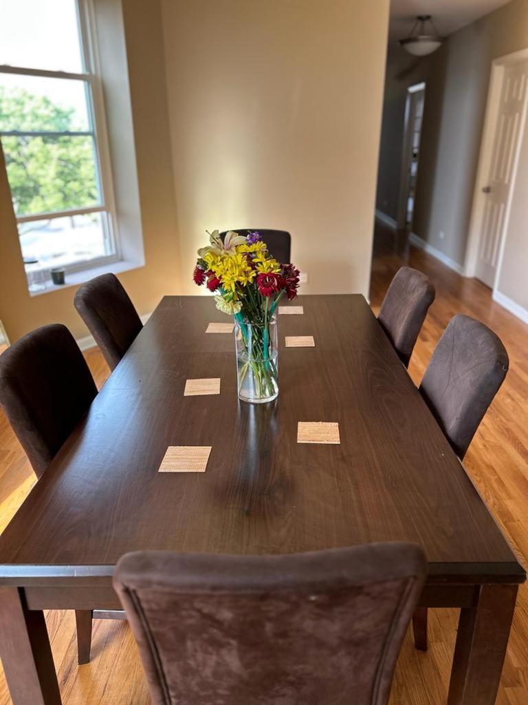 Gorgeous North Kenwood Hyde Park Unit Chicago