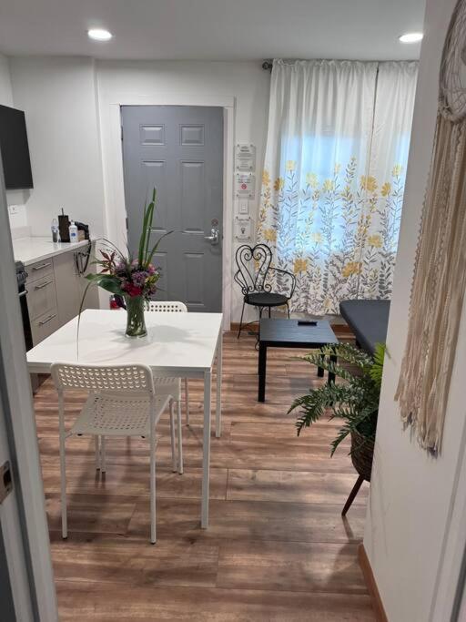 1 Bedroom Easyparking Laundry * Chicago
