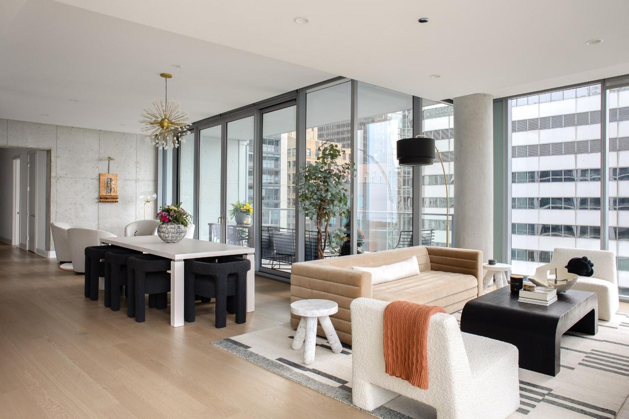 Premier Penthouses With Captivating Views Of Millennium Park Apartment *