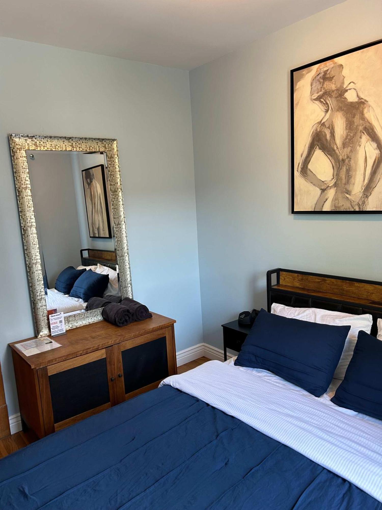 Bed & Breakfast Dorothy's Chicago