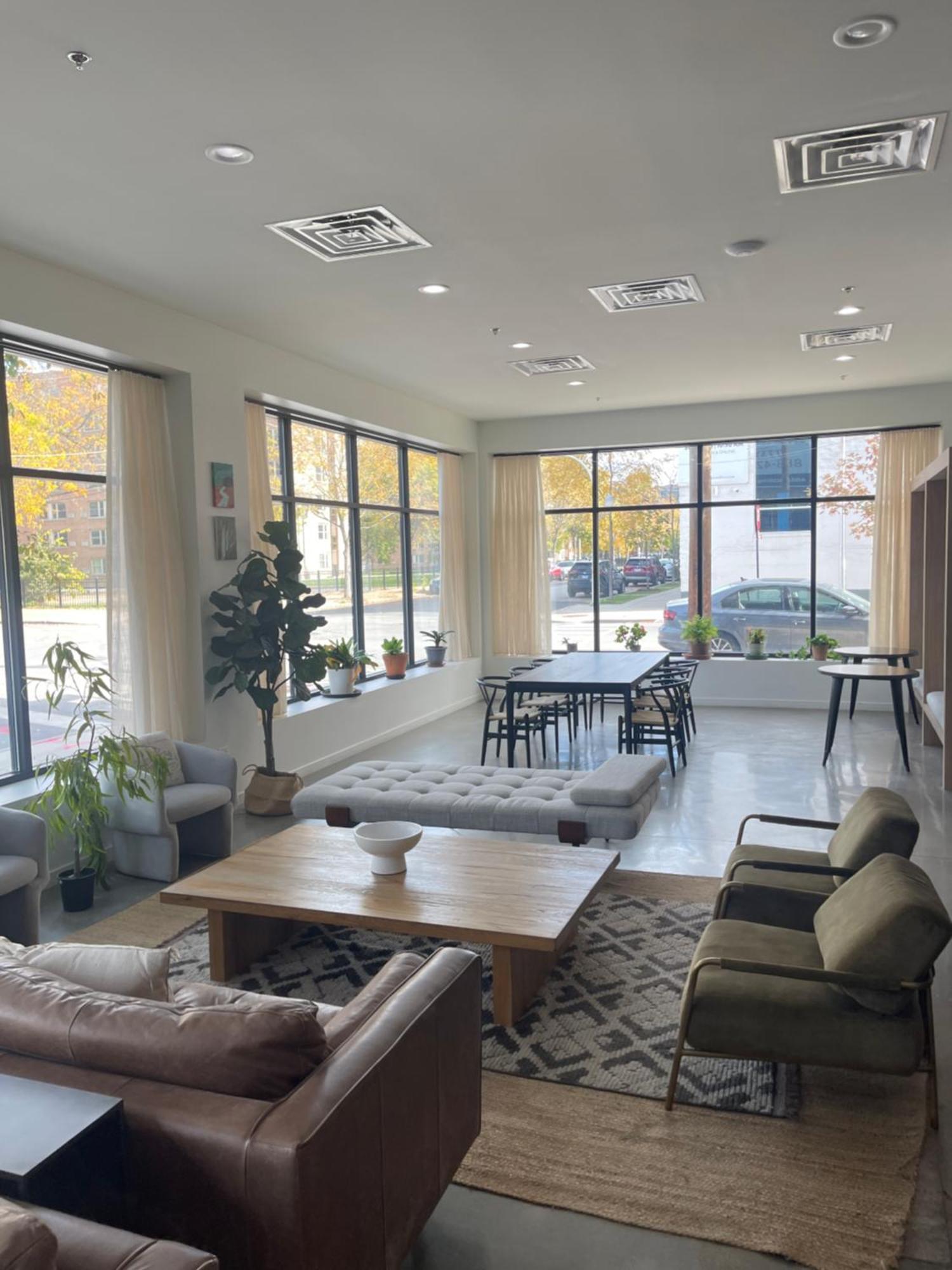 Charming Shared In Prime Location, 1 Bedroom And 1 Bathroom * Chicago