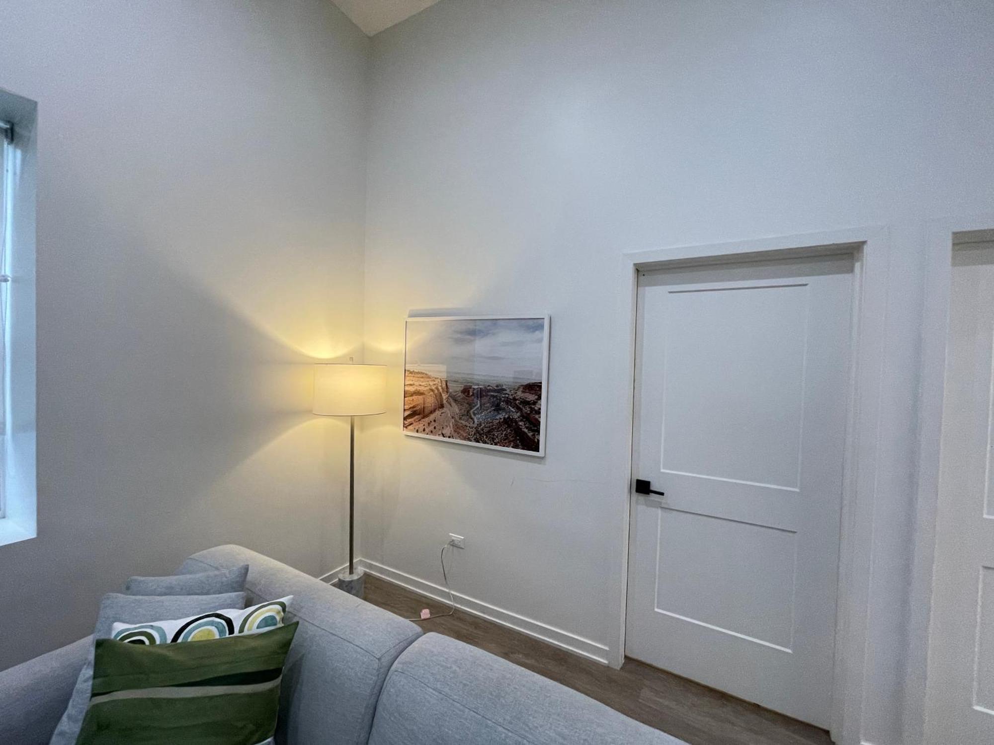 Charming Shared In Prime Location, 1 Bedroom And 1 Bathroom