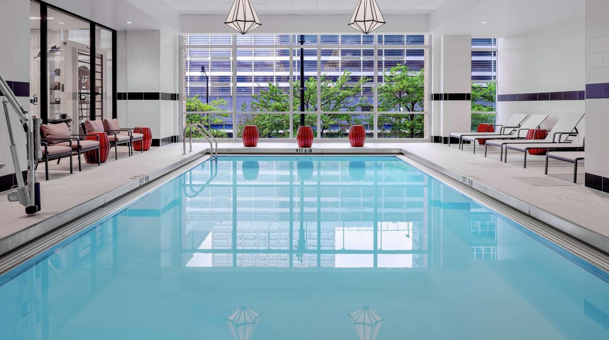 Home2 By Hilton Mccormick Place