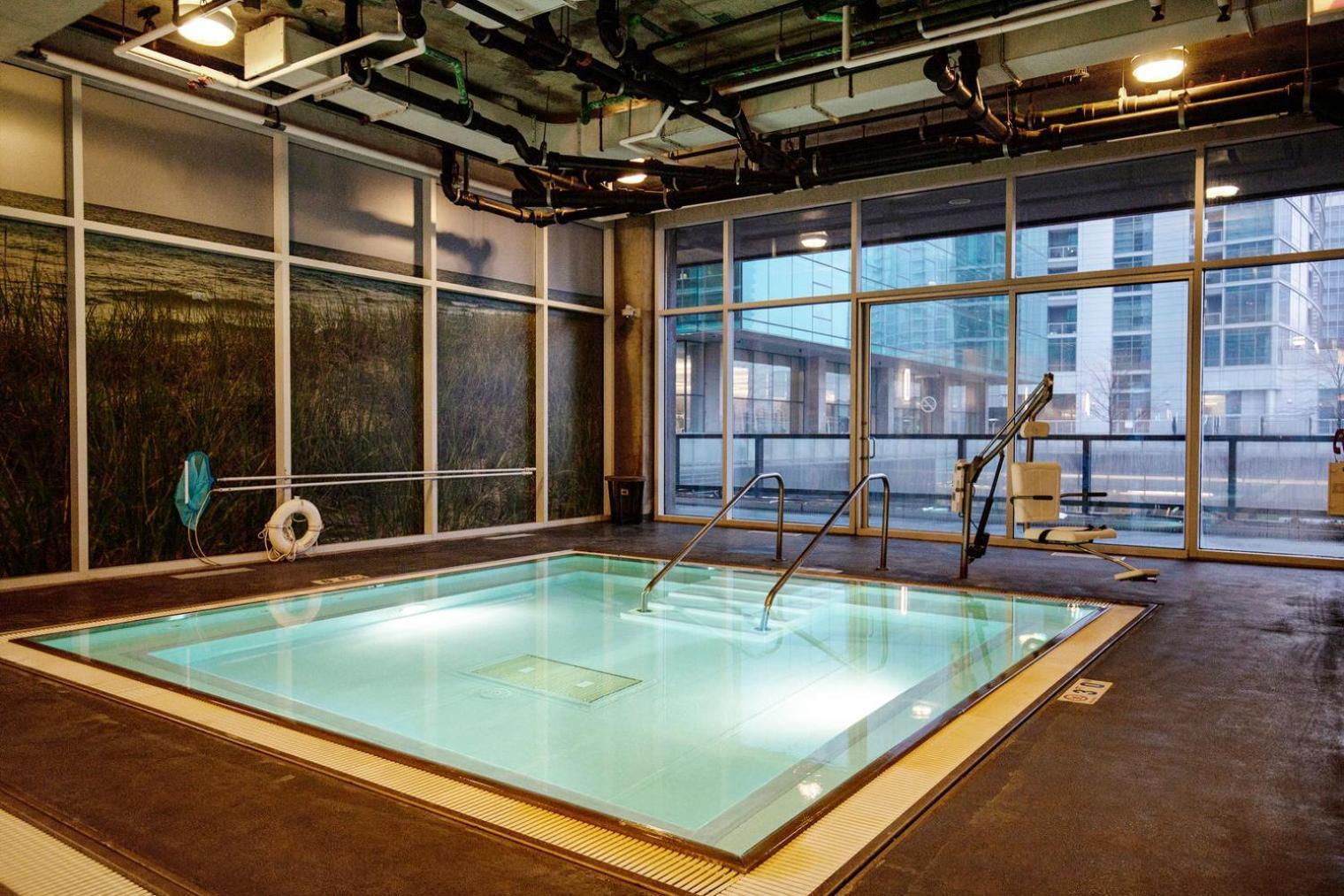 Blueground River North Rooftop Pool Nr Mart Chi-1131 Apartment *