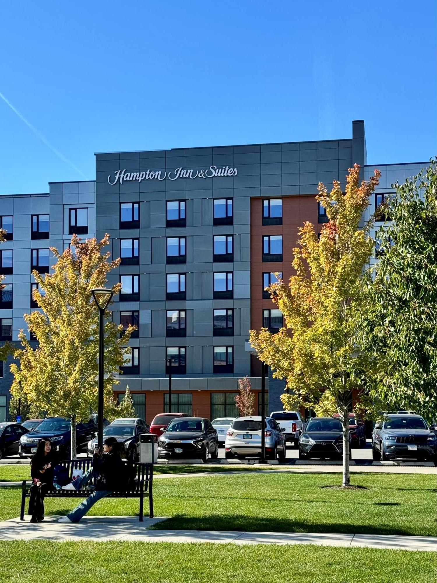 Hampton & Medical District Uic Chicago