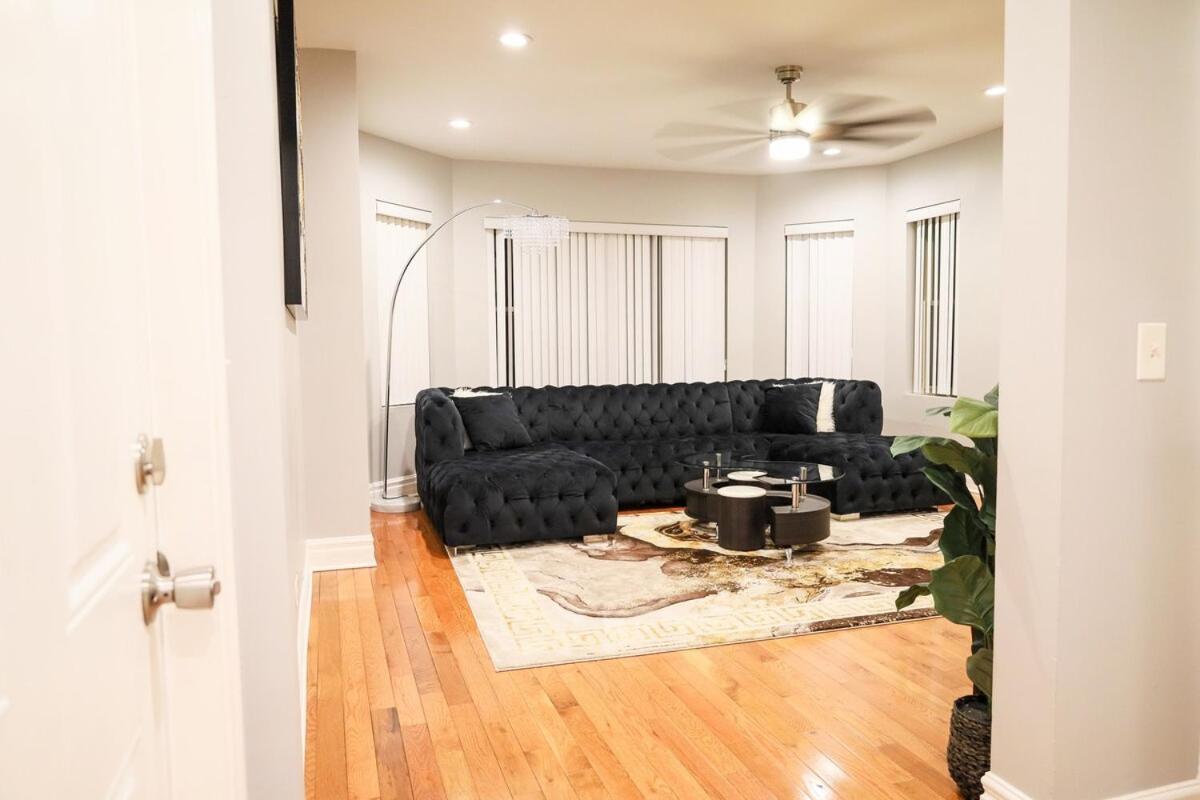 Apartment Gorgeous 4bdr In Chicago,15mins From Dwtn