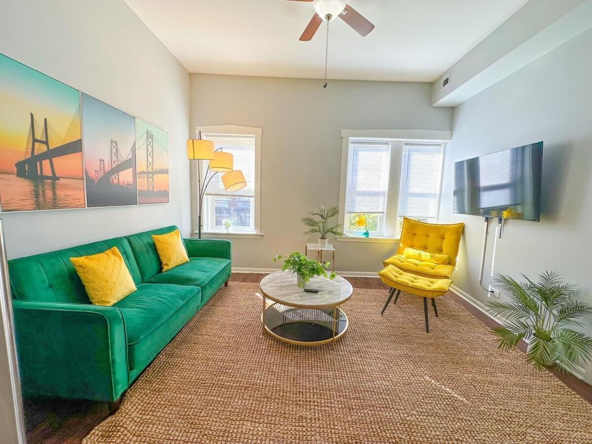 Spacious 2br Family Oasis In Irving Park 1e Sleeps 6 * Chicago