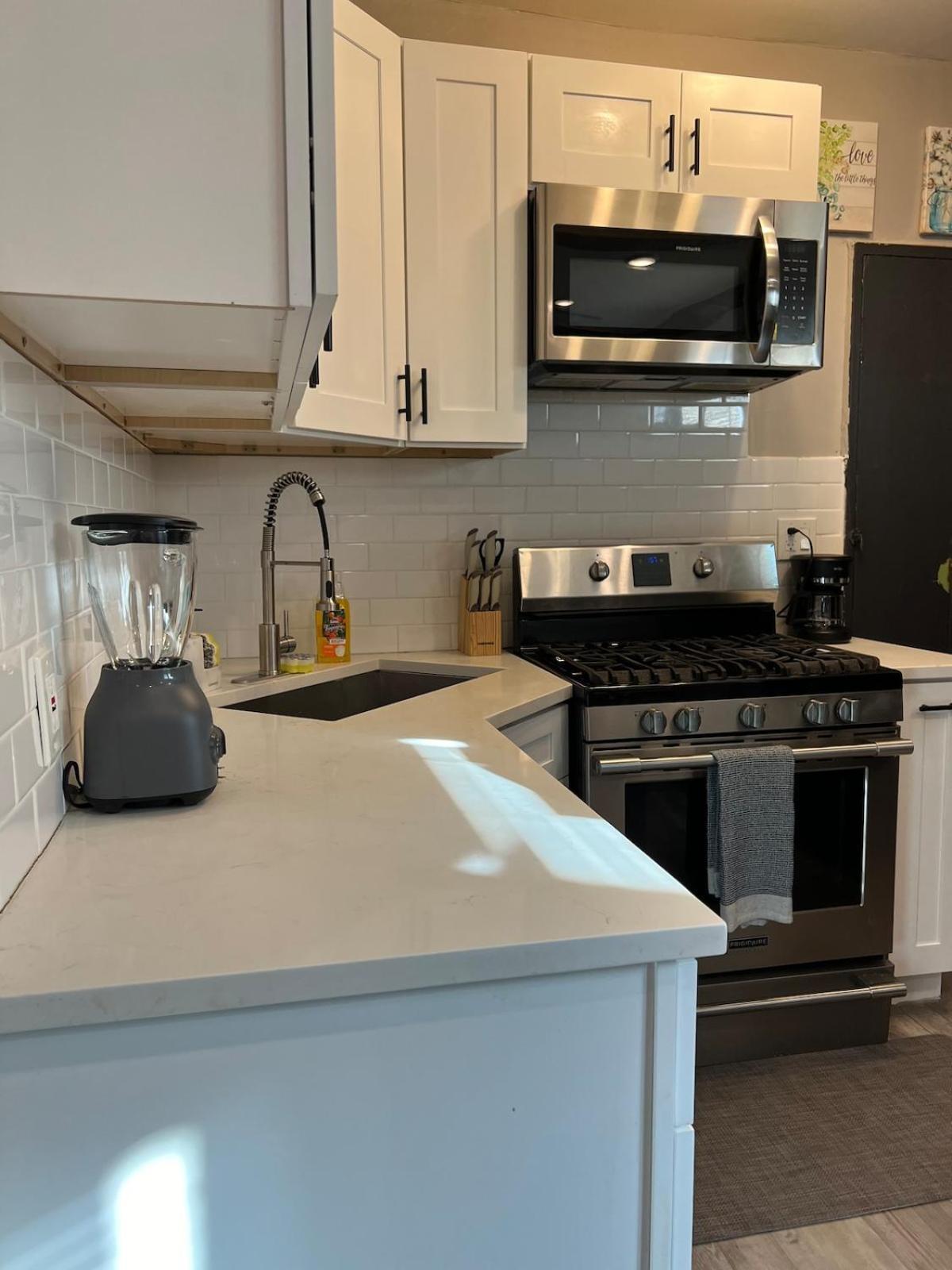 Quiet 1br, Eat-in Kitchen, Close To Midway * Chicago