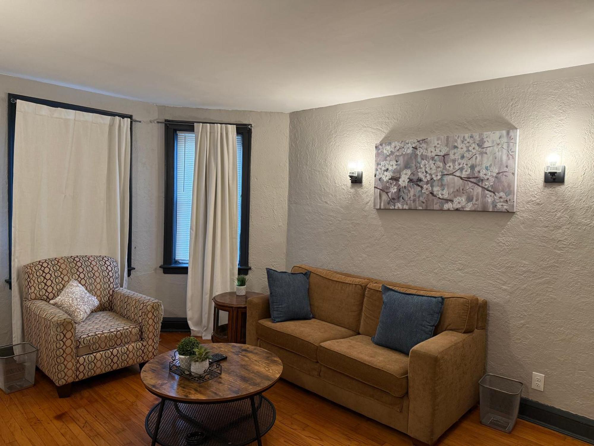 Modern 1br Outdoor Space & Cozy Vibes Chicago