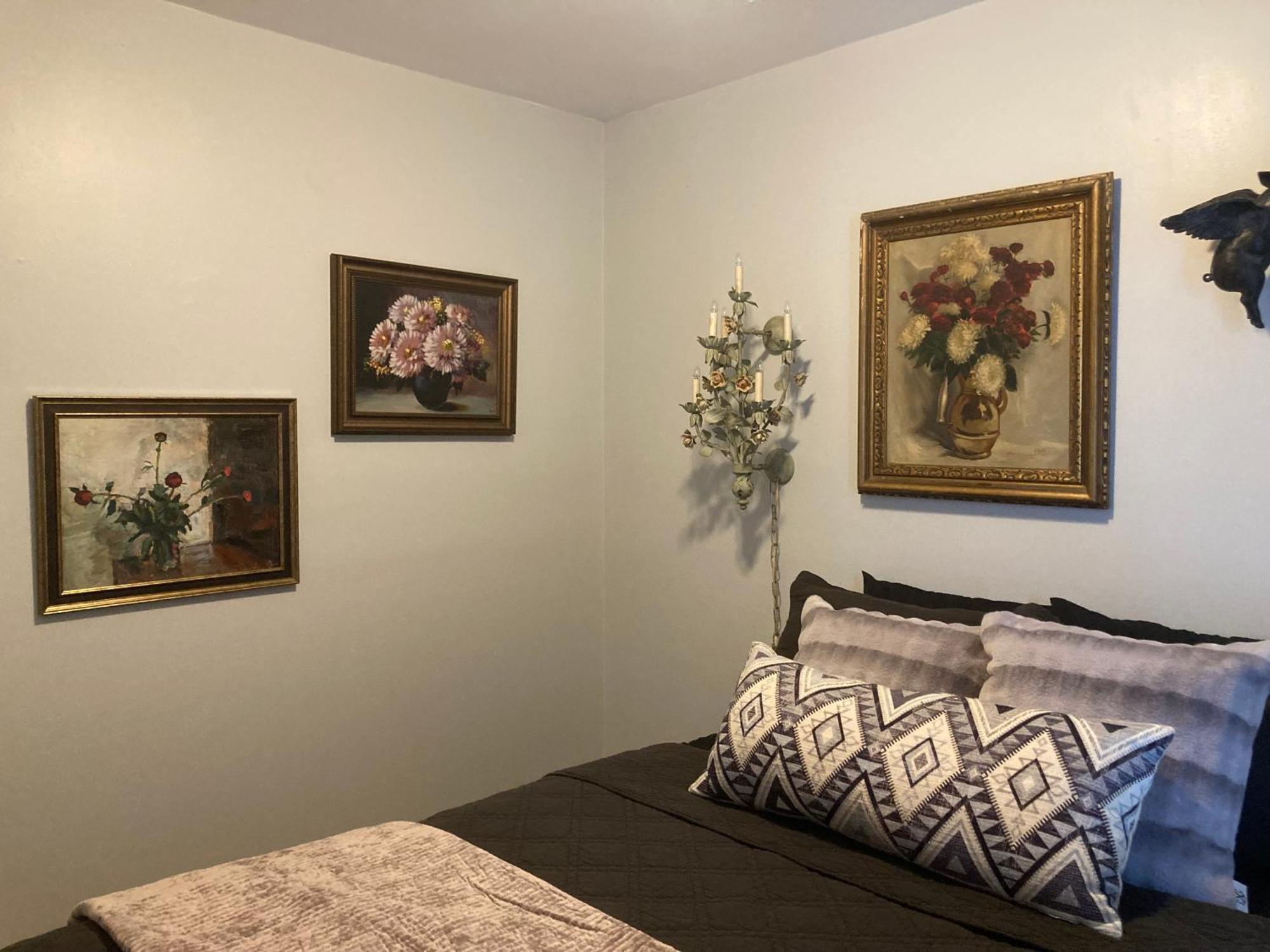 Dorothy's Bed & Breakfast Chicago