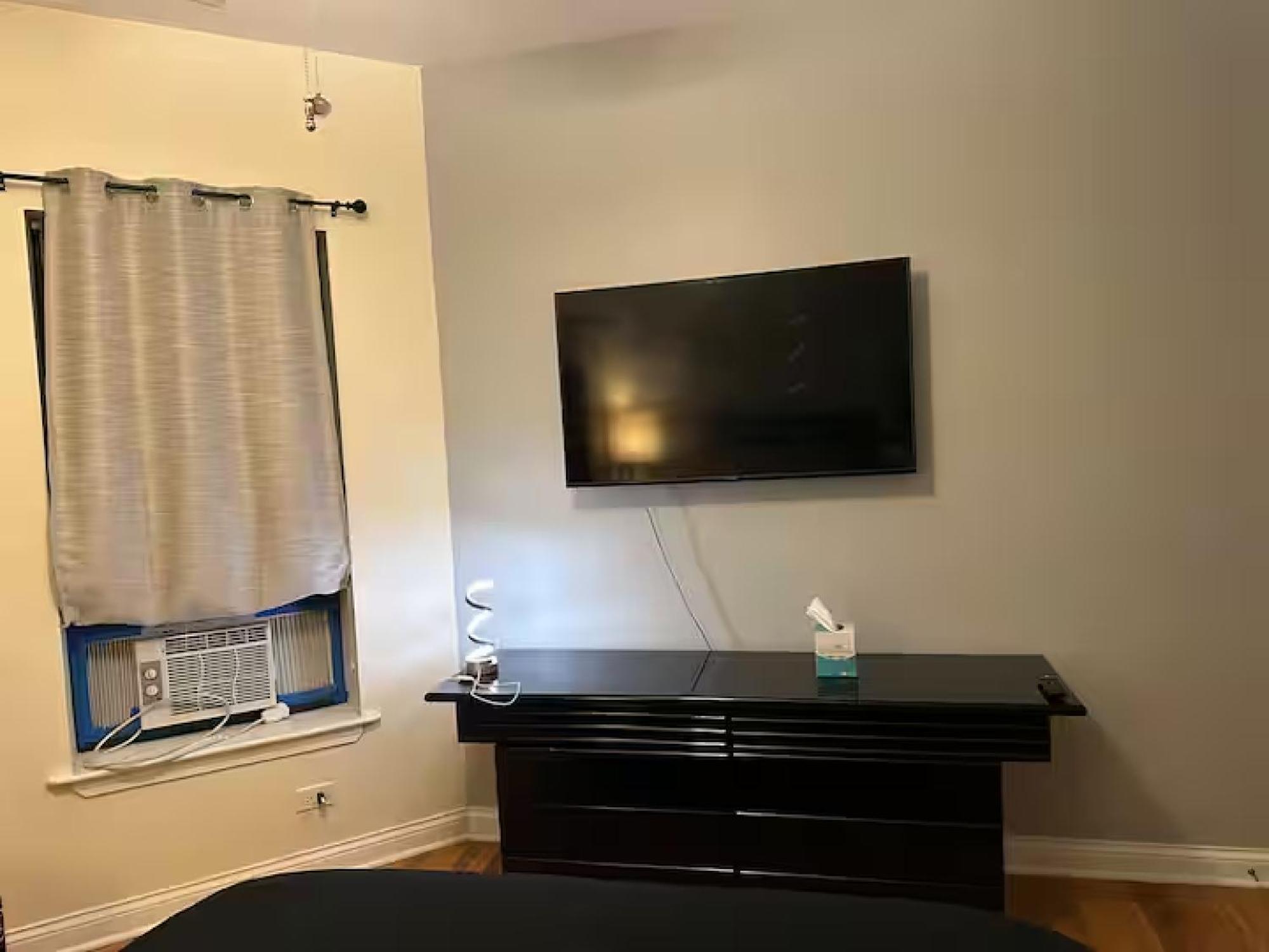 Hotel Chic Cornelia Getaway Chicago