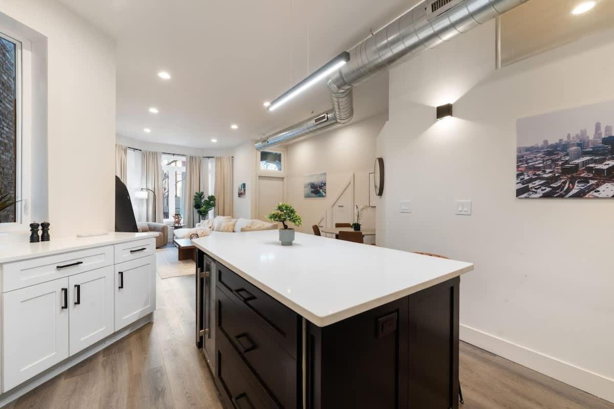 Apartment Wicker Park Luxe 2br 2ba *