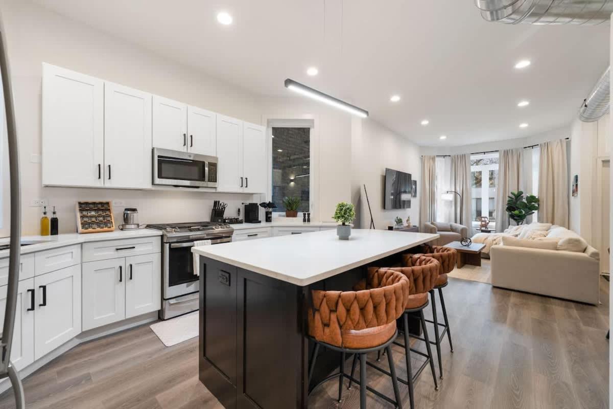 Apartment Wicker Park Luxe 2br 2ba *