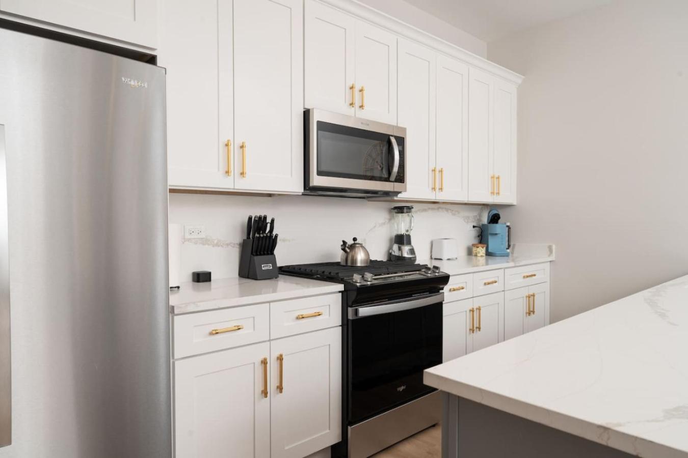 Apartment Affordable Private 1 Chicago