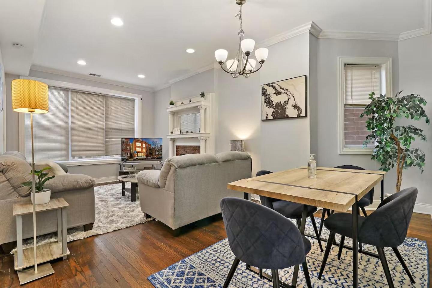 Modern 6br House Steps To Wrigleyville