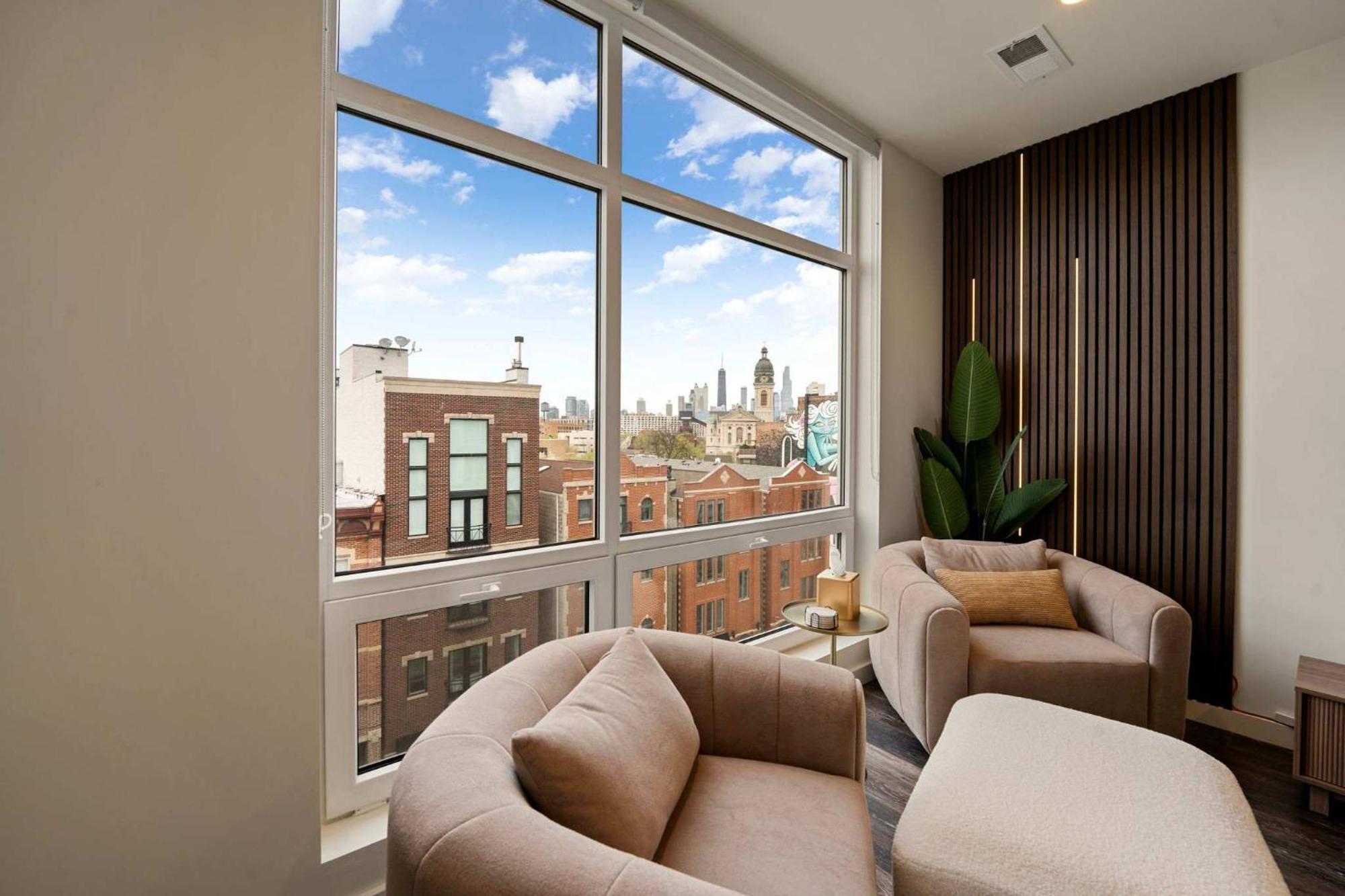 Apartment Luxury 2bd-2ba View-gym-rooftop *