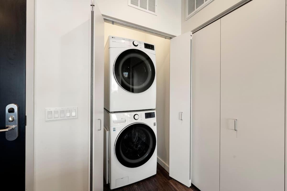 Apartment Luxury 2bd-2ba View-gym-rooftop