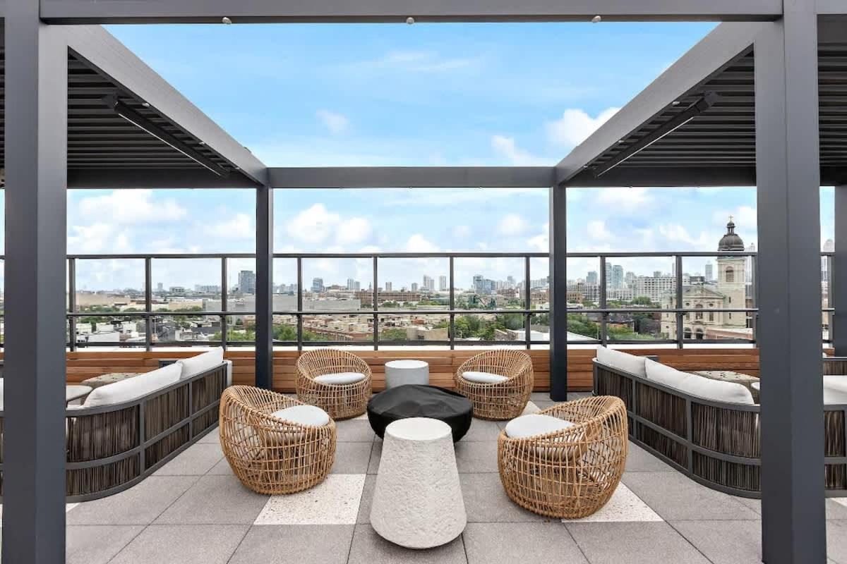 Luxury 2bd-2ba View-gym-rooftop Chicago