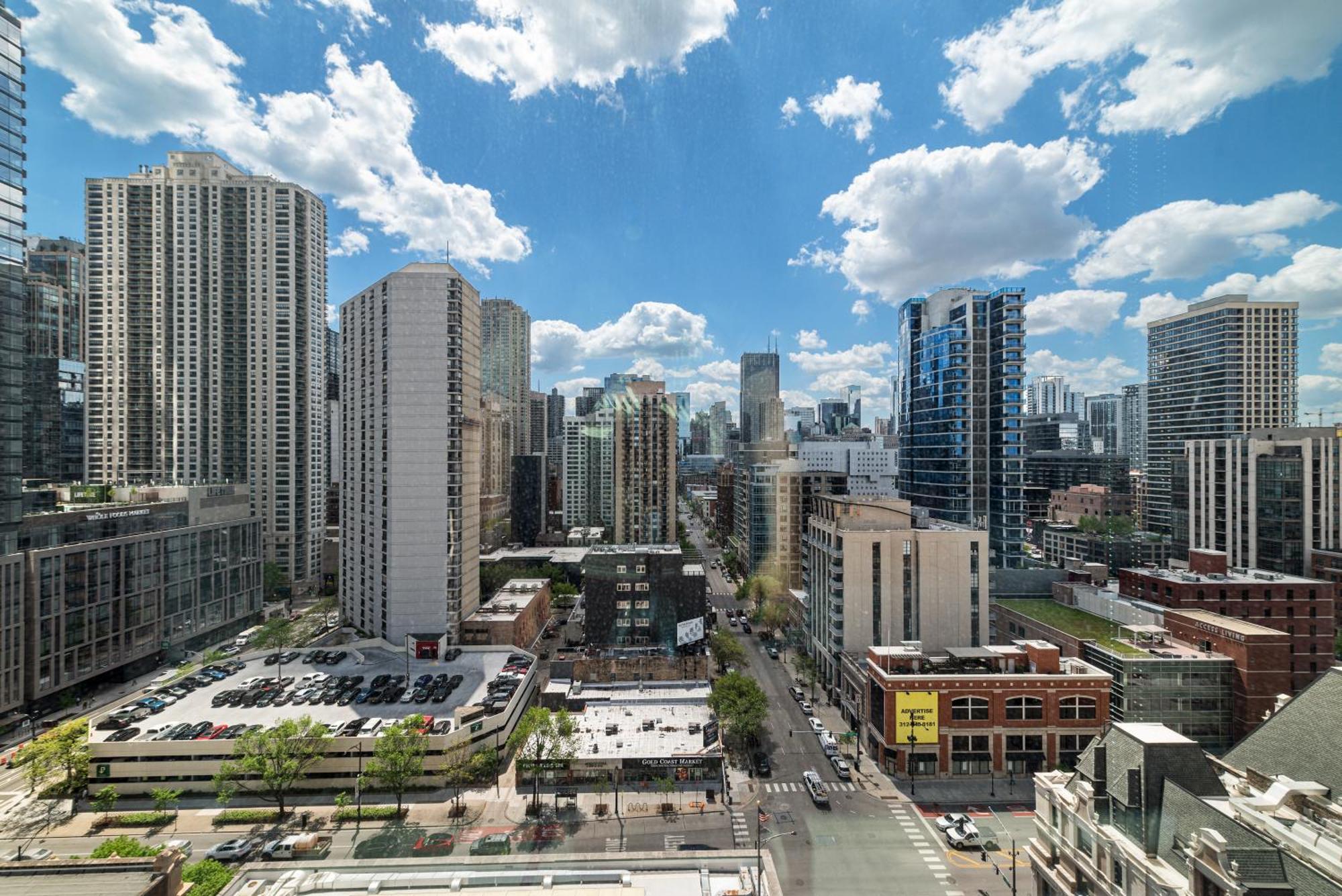 Apartment Aurelien Spacious In The Heart Of Gold Coast *