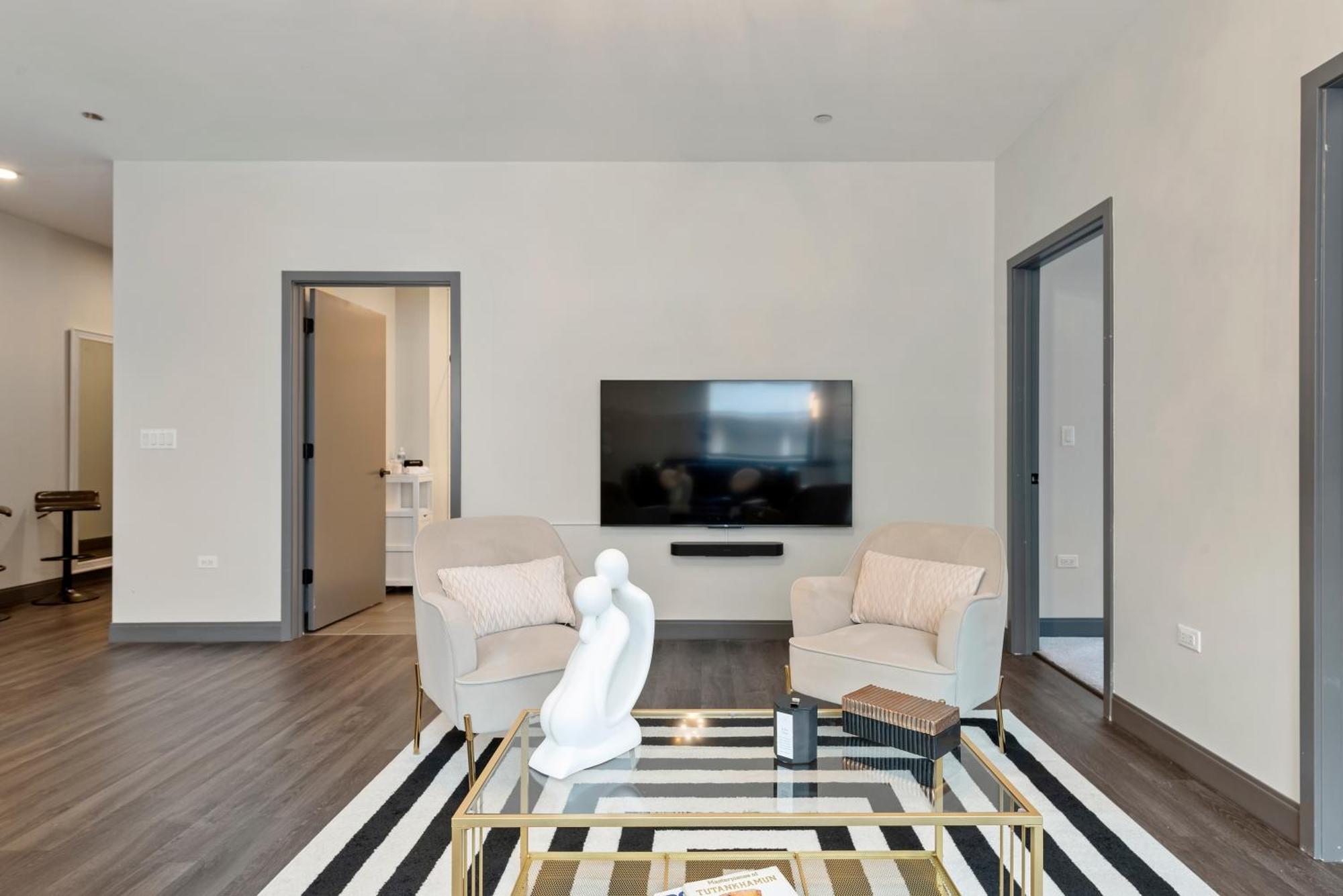 Apartment Experience Downtown At Millennium - Luxury In The Loop *