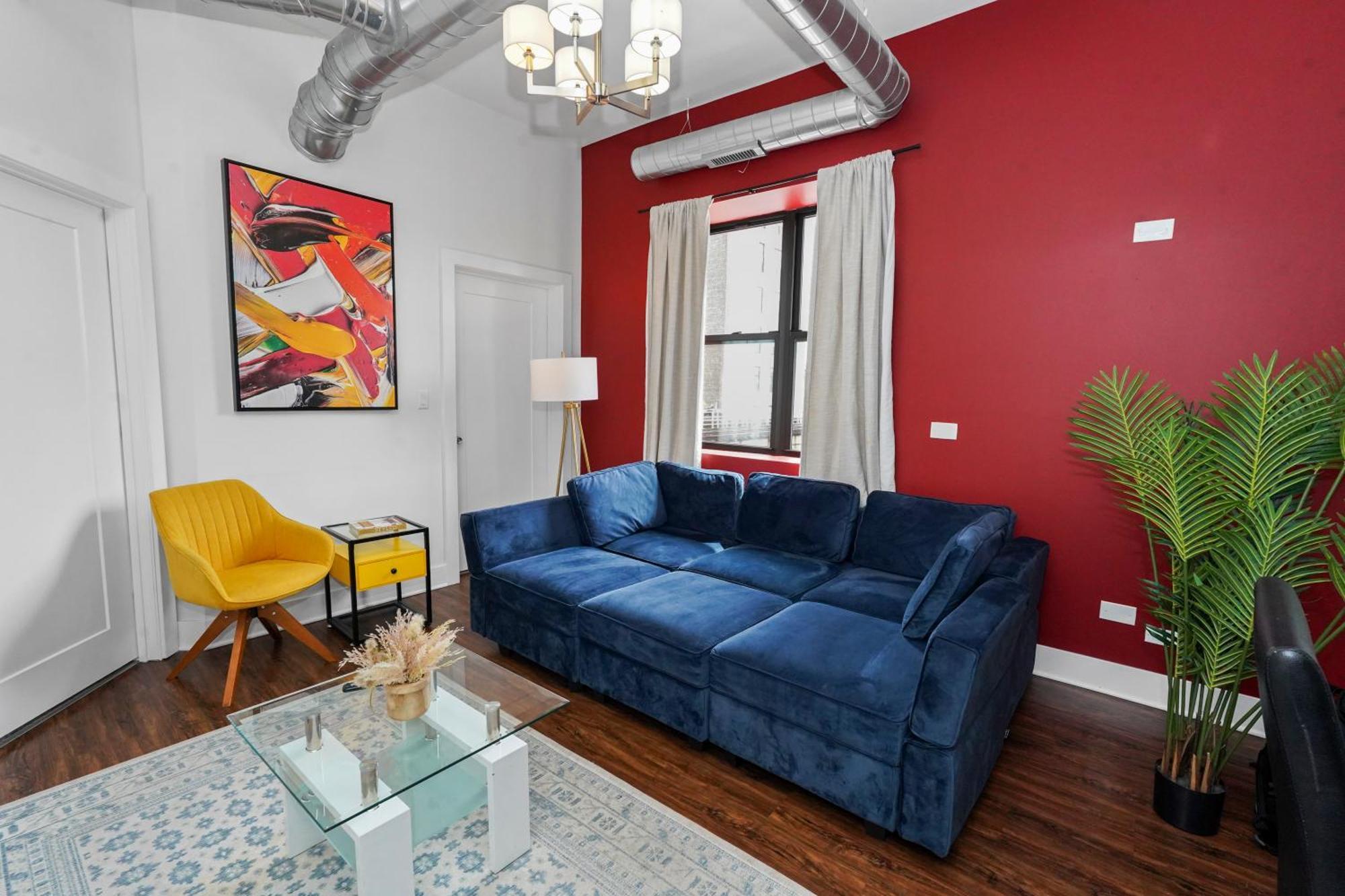 Bright 420-friendly 3br Retreat Smoke Friendly Unit Near Mccormick Place Convention And Museum Campus Apartment Chicago