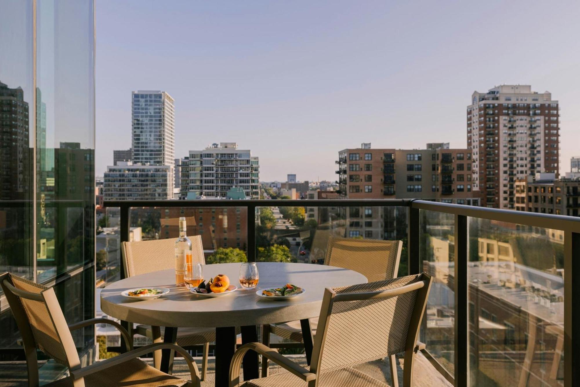 Sonder By Marriott Bonvoy South Wabash South Loop Aparthotel Chicago
