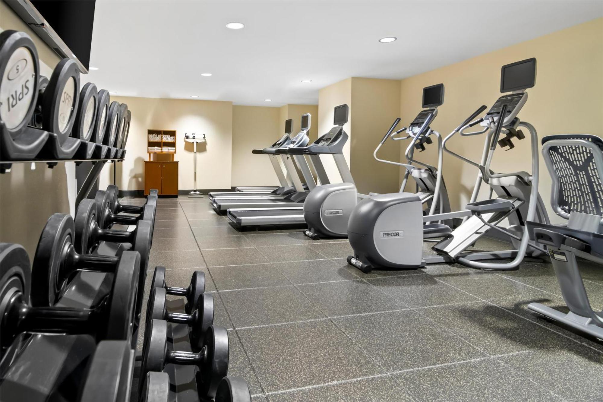 Hilton Garden Downtown Riverwalk
