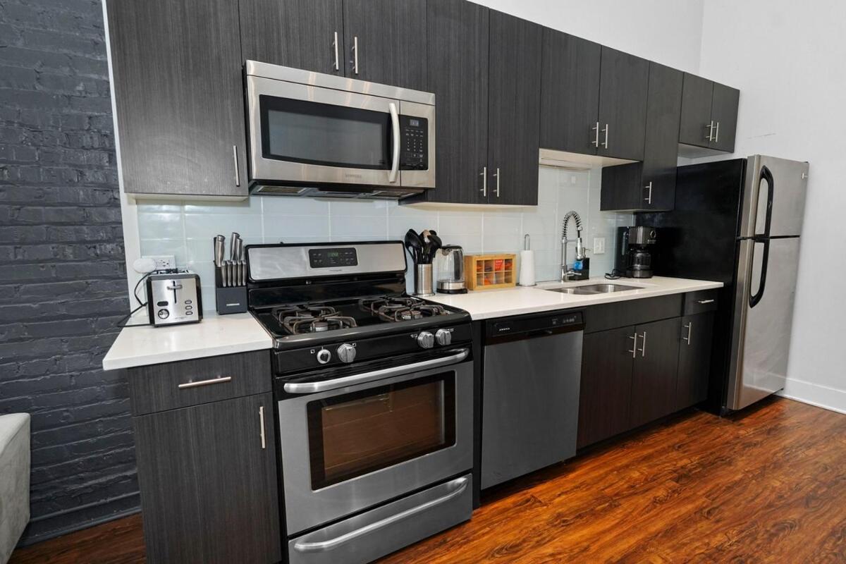 Mccormick Place: Modern 420-friendly Gem On Michigan Avenue *