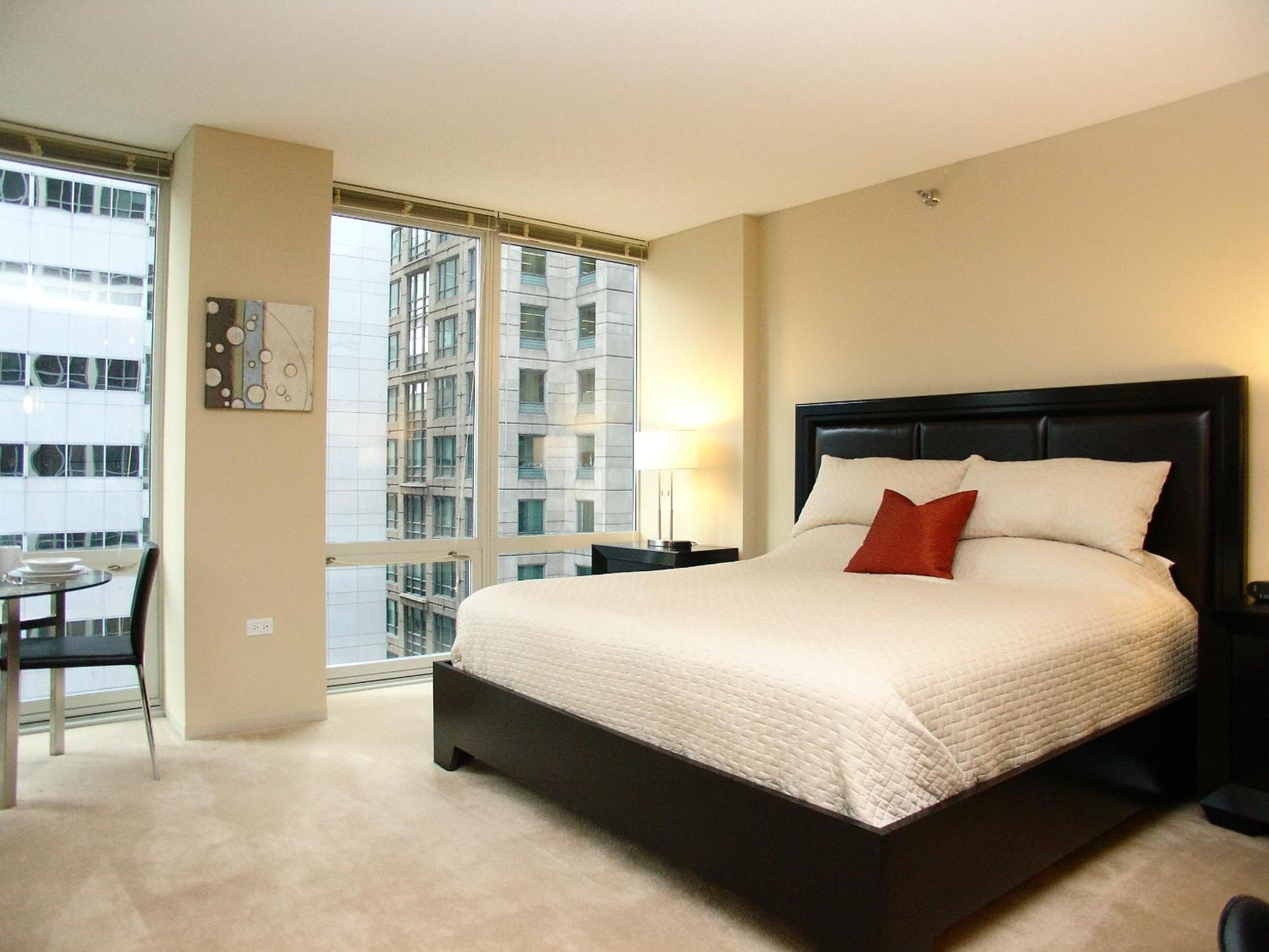 Modern Loop Aparthotel 4*