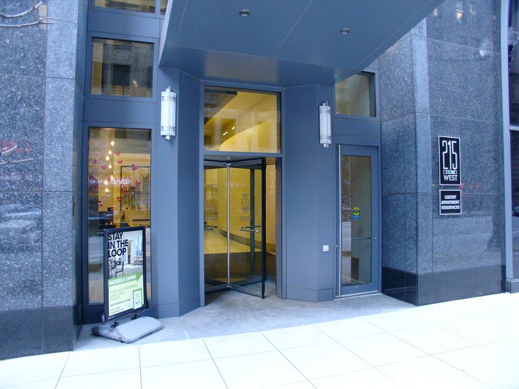Modern Loop Aparthotel
