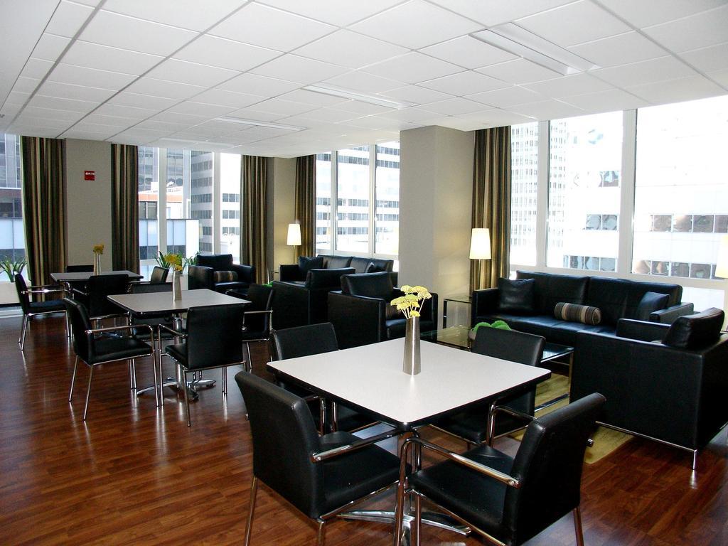 Aparthotel Modern Loop Chicago