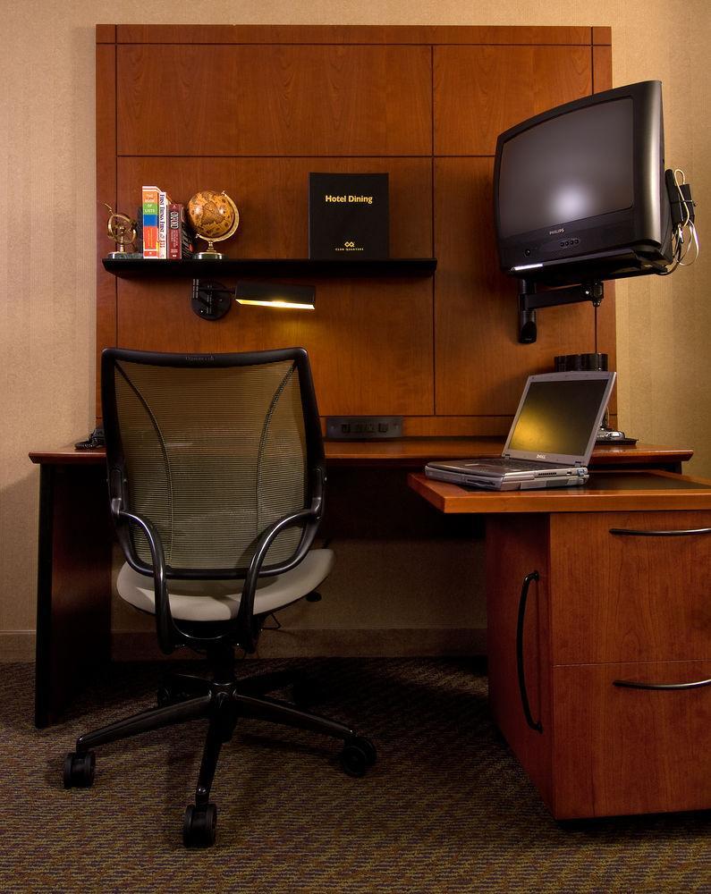 Central Loop Hotel 4*