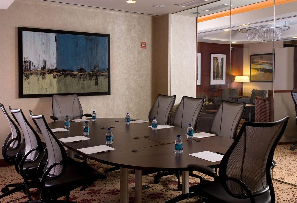 Central Loop Hotel