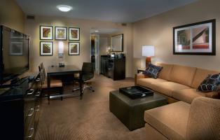Hotel Embassy - Downtown River North
