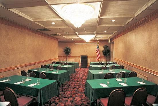 Holiday Midway Airport S By Ihg 3* Chicago