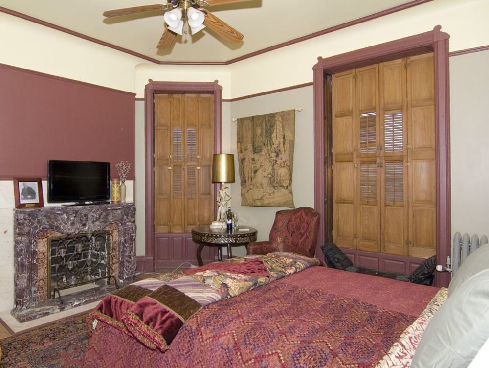 Bed & Breakfast Welcome Manor 5*