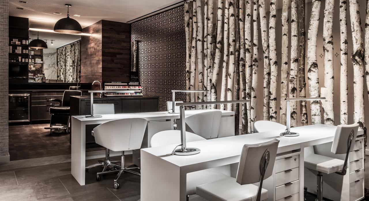 Resort The & Athletic Club At Midtown Chicago
