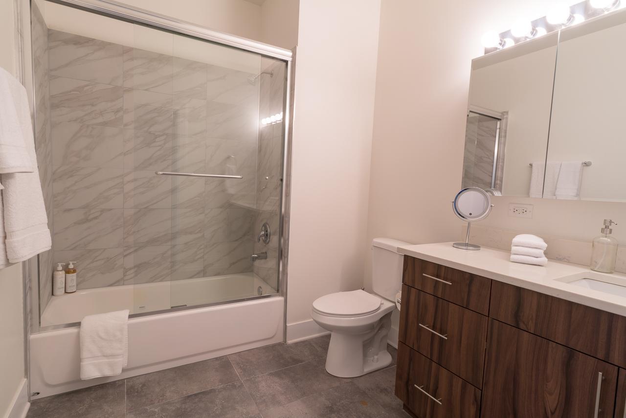 Apartment Mccormick Place Lofts By Cloud9 *