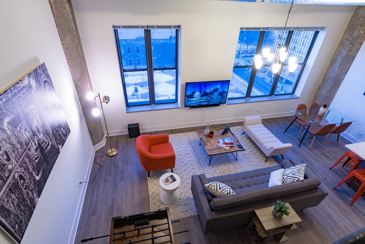 Mccormick Place Lofts By Cloud9 *